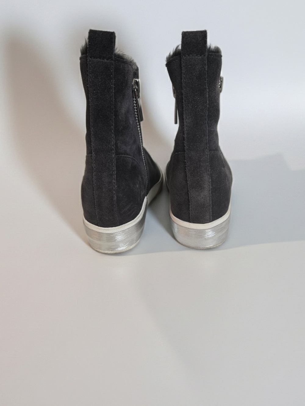 Dolce Vita Dark GRey Suede Zip Faux- Soft Fur Wedge Sneakers - Women's Size 9 - Picture 5 of 9